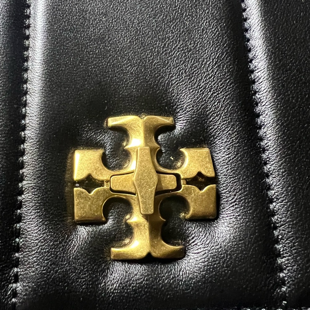Tory Burch Kira Chain Quilted black NEW - Picture 8 of 13